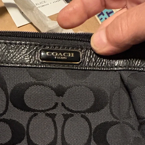 Coach Black Wristlet Clutch NWT - Picture 2 of 4